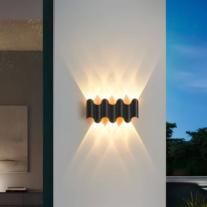 LZINA™ | Aluminum Wall Lamp
