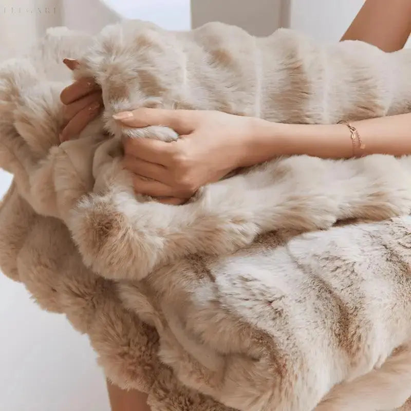BowLift | Warming Blanket - warm blanket for winter - sofa