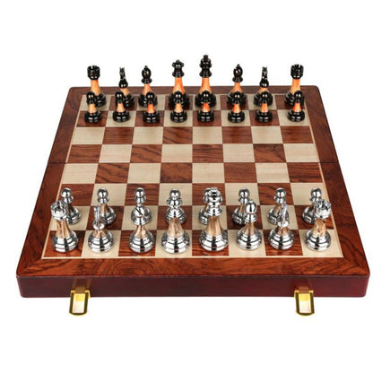 LZINA™ | Luxurious chess set made of metal with a large 45 cm wooden board