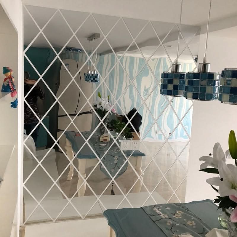 BowLift | MirraShape - Elegant 3D Mirror Triangle