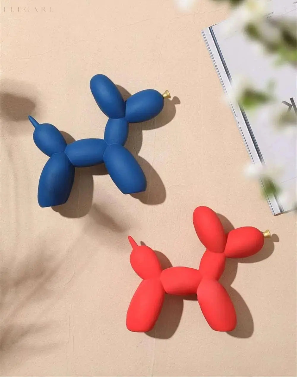LZINA™ | Haku - Balloon ornament with golden beak