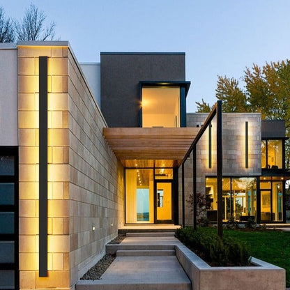 BowLift | Svelte Linear Outdoor Wall Light IP65