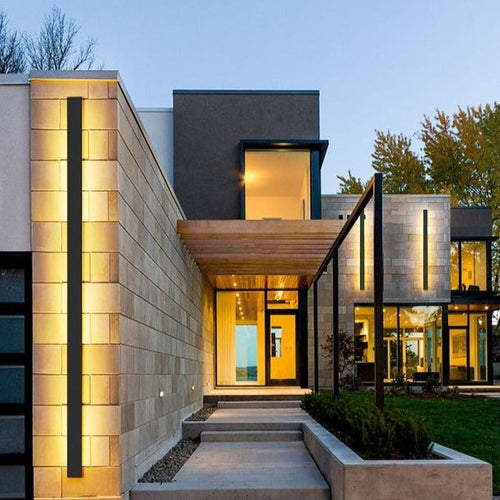 BowLift | Svelte Linear Outdoor Wall Light IP65