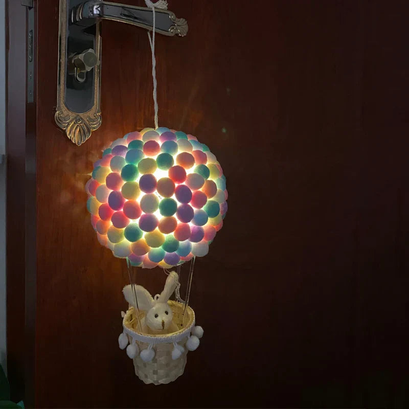 BowLift DIY Hot Air Balloon-Shaped Flying Animals Night Light