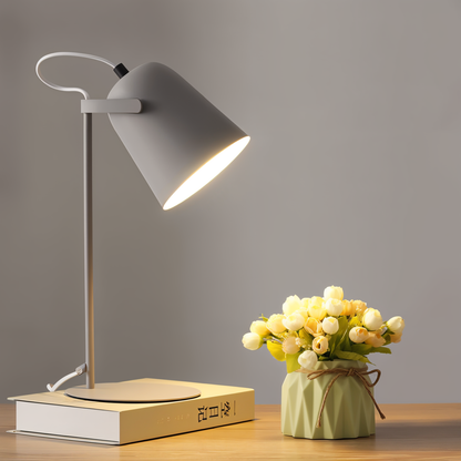 BowLift Macaron – Adjustable Nordic Table Lamp for a Sleek, Modern Office