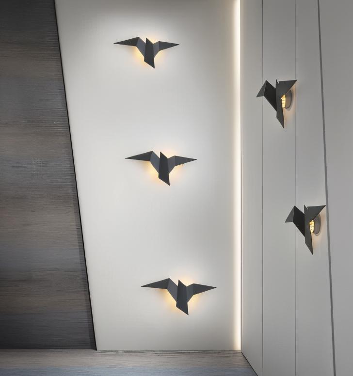 BowLift OriTori Wall Light — Geometric Origami Bird Design with Japanese-Style Aesthetic