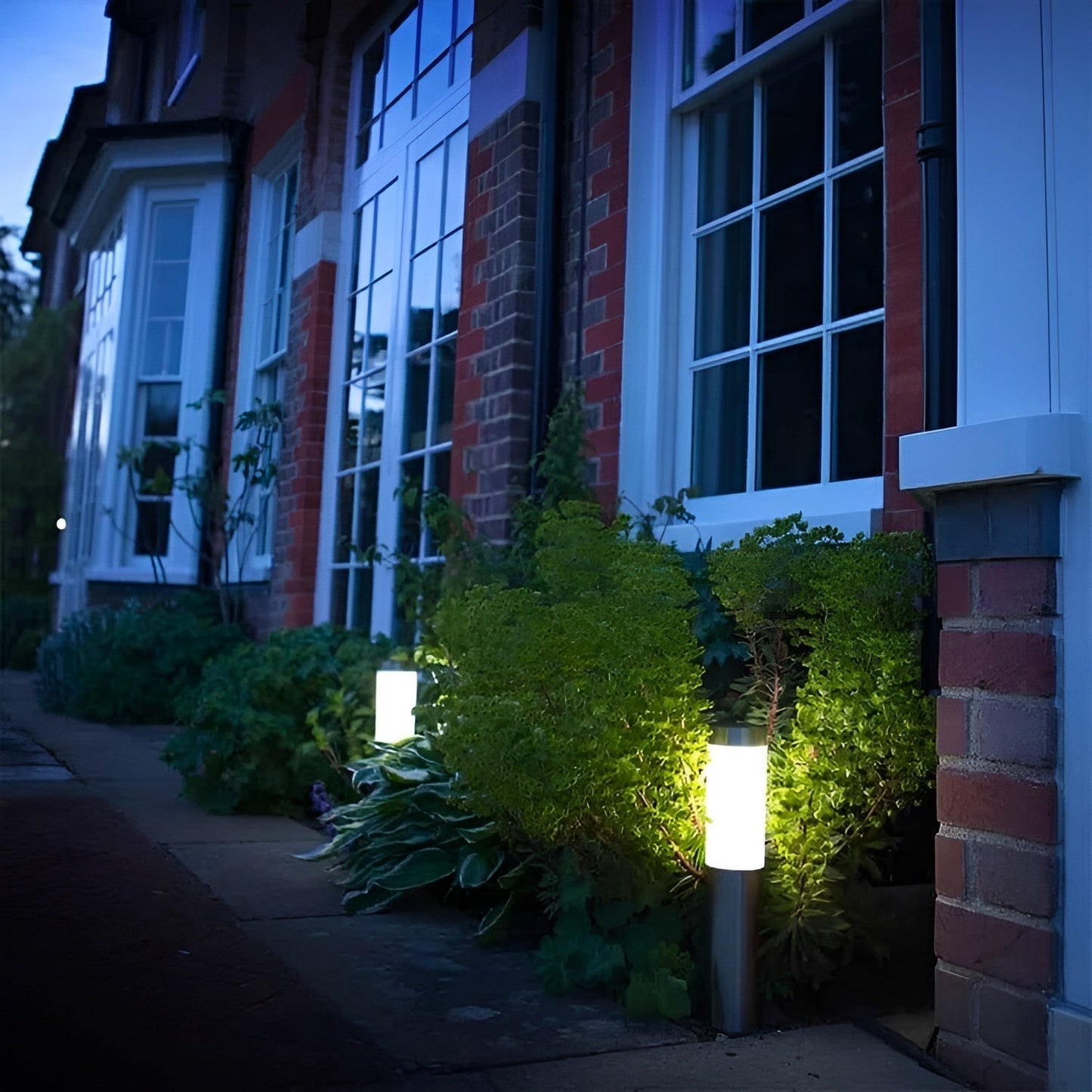 LZINA™ | SolarShimmer - Stainless Steel Solar Post Lights Outdoor Lamp