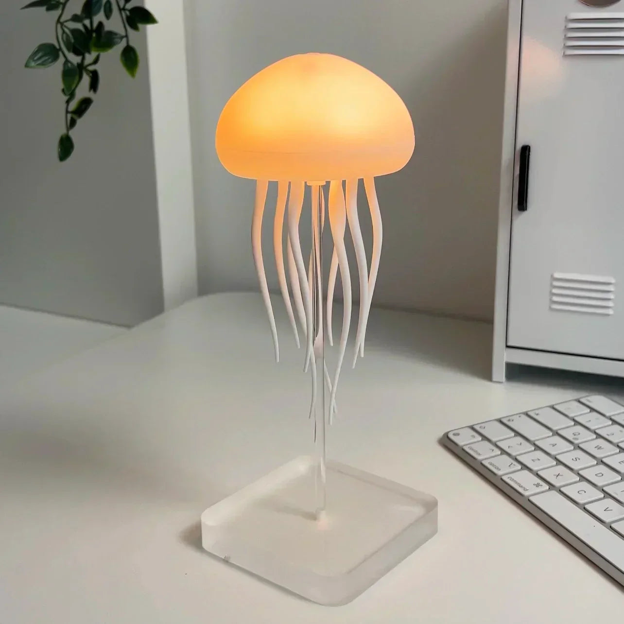 BowLift JellyBeat: The Original Smart Colorful LED Dancing Jellyfish Lamp