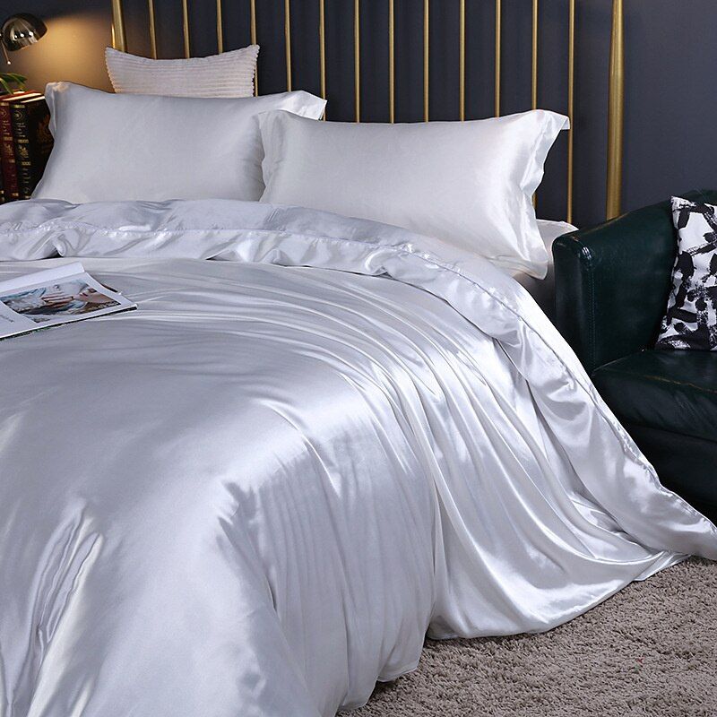 BowLift | LuxeSilk Luxury Silk Bedding for Optimal Sleep Comfort