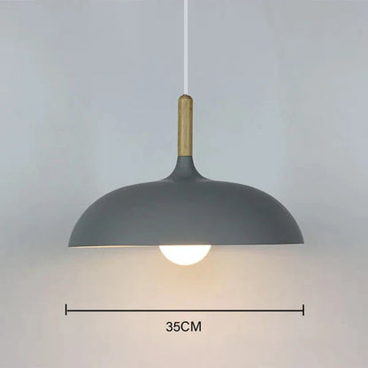 BowLift | NordicOak – Ceiling light made of northern oak