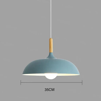 BowLift | NordicOak – Ceiling light made of northern oak