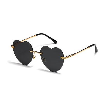 Ladies trendy heart sunglasses with mirrored lenses Bowlift