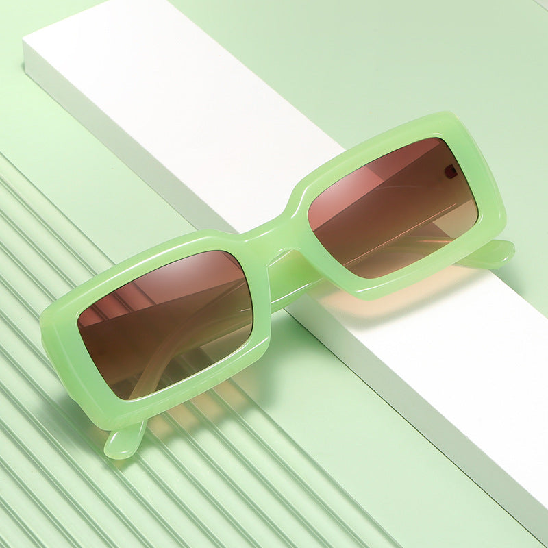Ladies stylish square sunglasses with mirrored lenses Bowlift