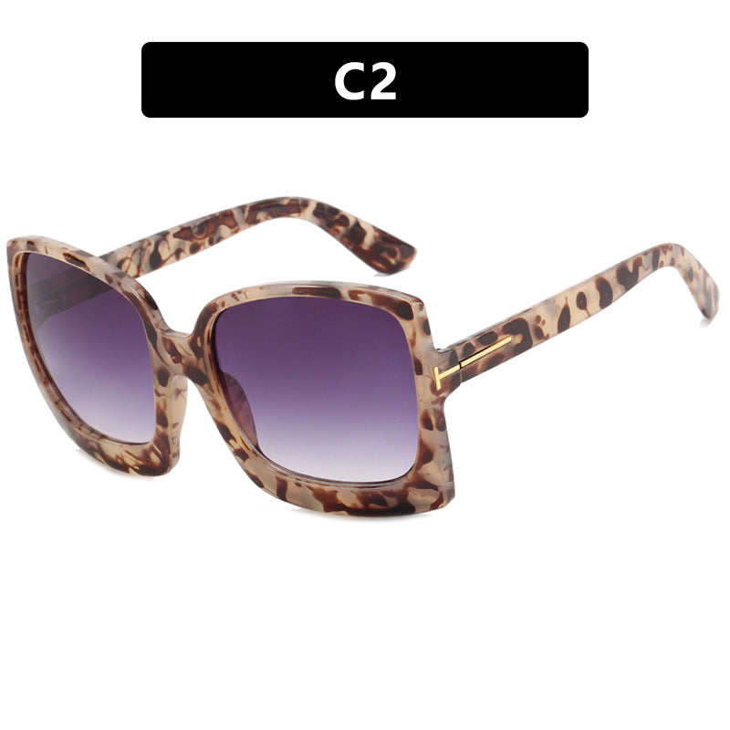 Women's oversized sunglasses in modern square design with mirrored lenses Bowlift