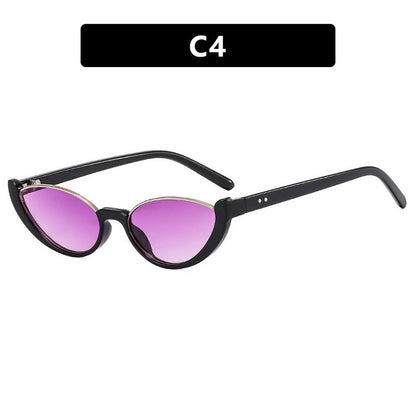 Women's Cat-Eye Sunglasses with Mirrored Lenses and Elegant Frame Bowlift