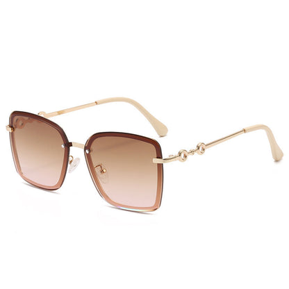 Women's square sunglasses with mirrored lenses and elegant detail Bowlift