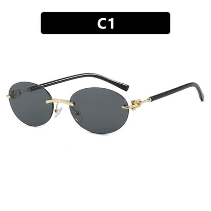 Women oval sunglasses with luxurious metal frame and mirrored lenses Bowlift