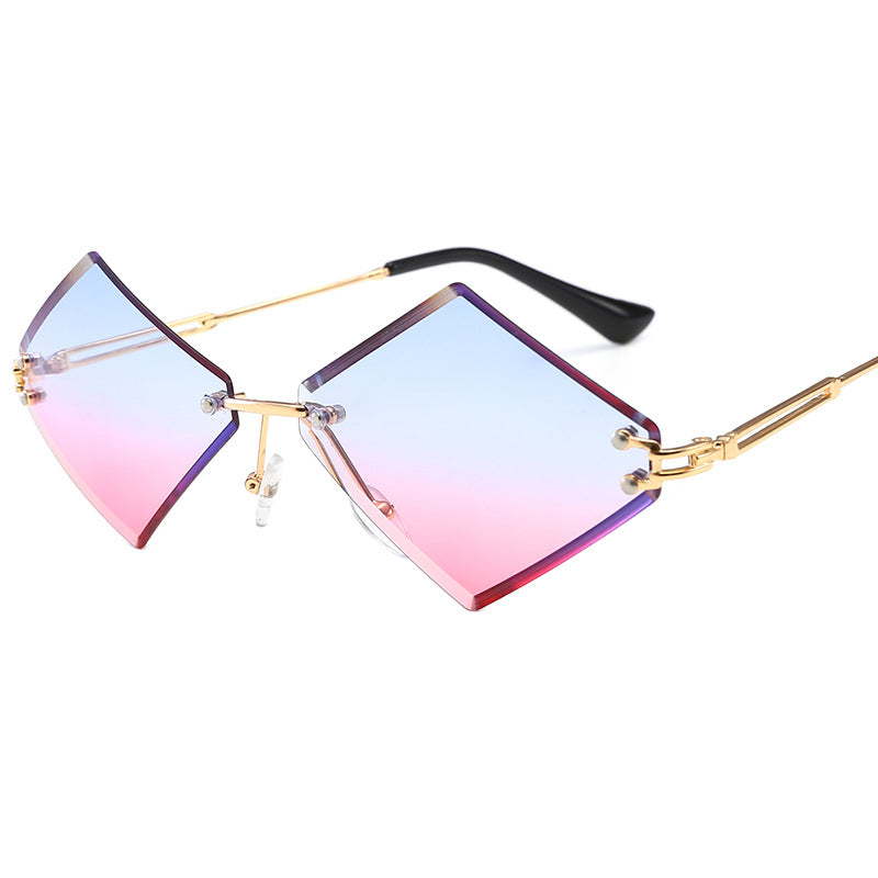 Ladies fashionable geometric sunglasses with mirrored lenses Bowlift