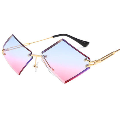 Ladies fashionable geometric sunglasses with mirrored lenses Bowlift