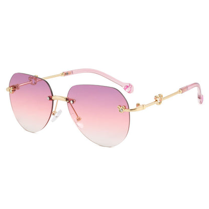 Women's lightweight geometric sunglasses with unique frame and mirrored lenses Bowlift