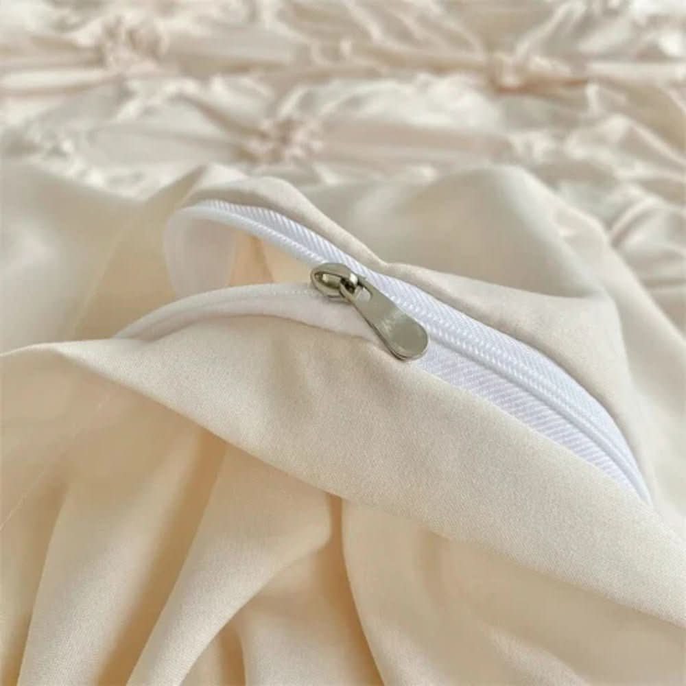 BowLift | Elegant Ruffle Flower Duvet Cover Set Made of Microfiber