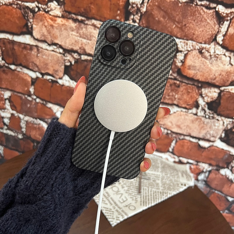 LZINA™ | Carbon Fiber Magsafe Magnetic iPhone Case