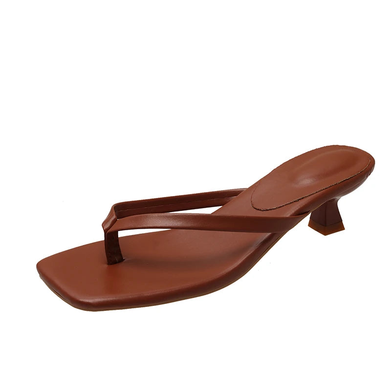 Women’s Low Heel Toe Post Slide Sandals with Square Heel and Narrow Strap