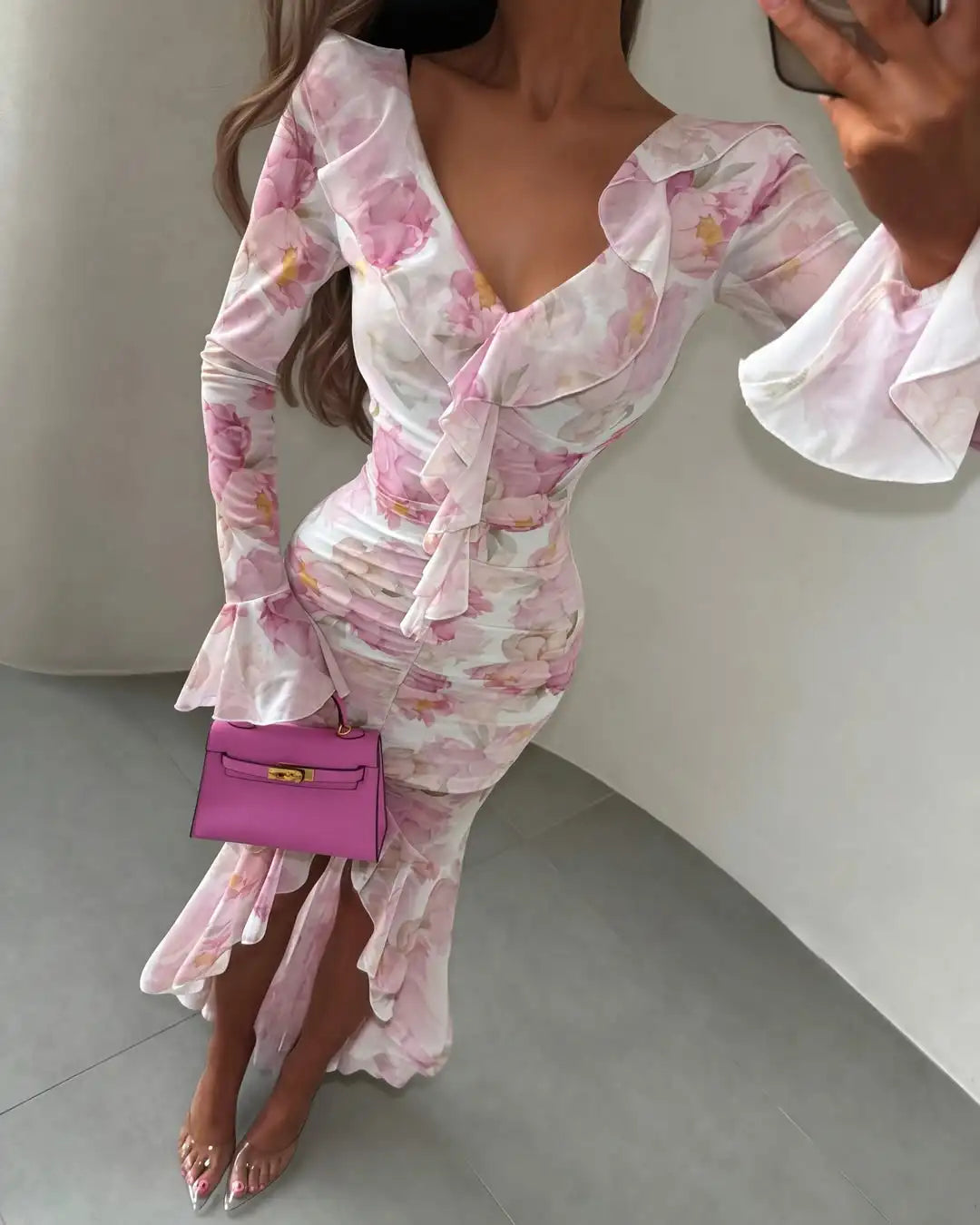 Women's White Floral V Neck Maxi Dress with Puff Sleeves and Fishtail Hem