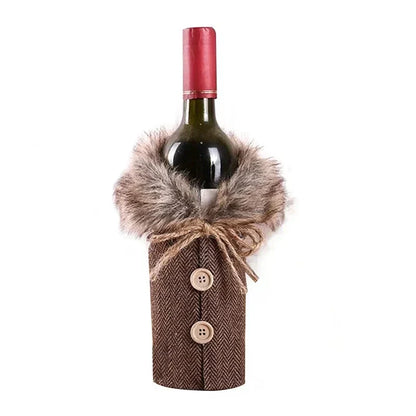 Christmas bottle cover with fur collar – festive cover for wine bottles, gnome decoration for Christmas, perfect as gift wrapping | Bowlift