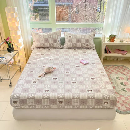 Elegant cotton bedding with stylish designs – Soft bedding for a cozy bedroom | Bowlift