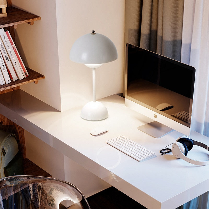 BowLift Cordless Flowerpot Table Lamp – Wireless, Cable-Free Design