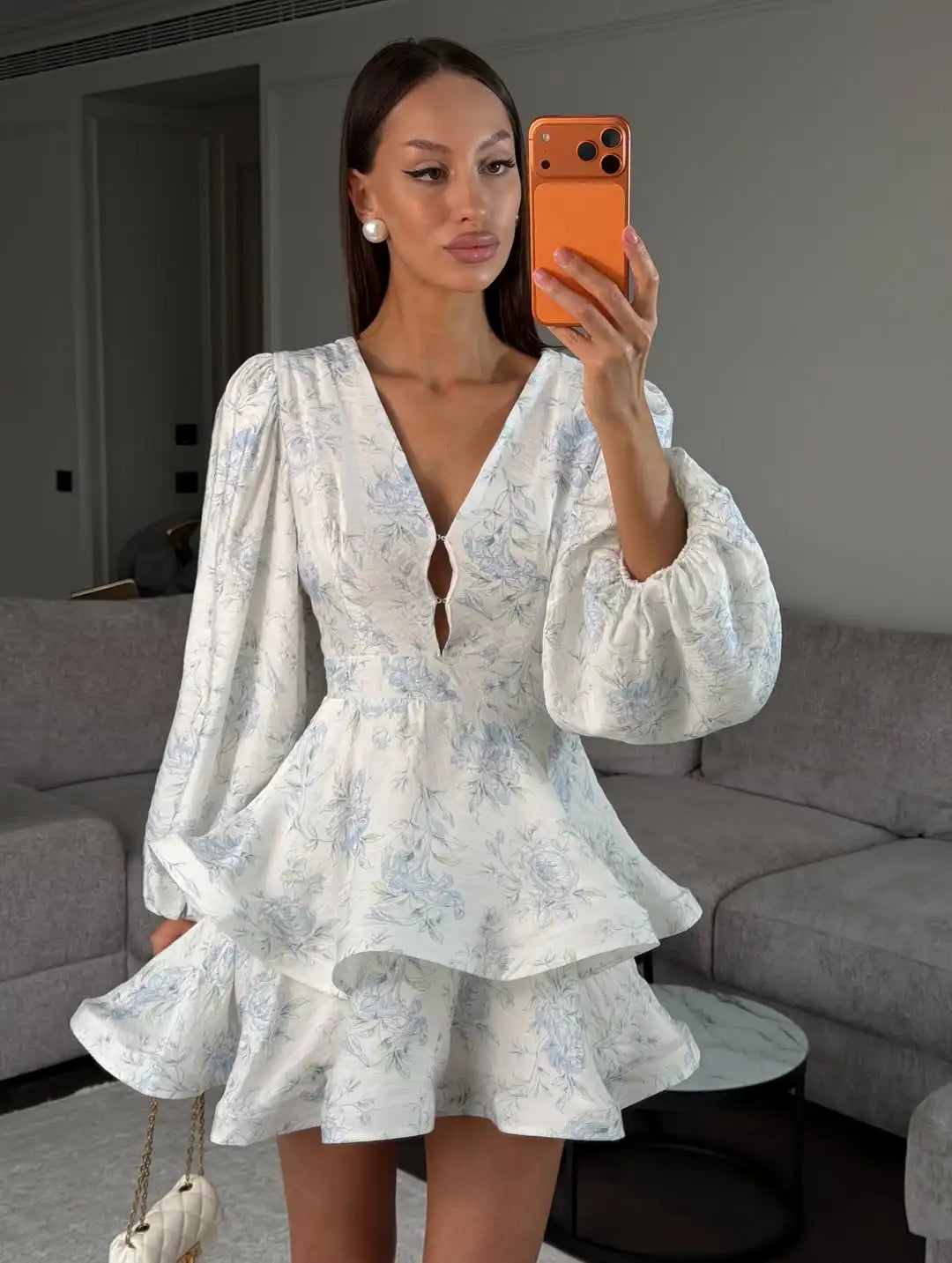 Women's White Floral V Neck Maxi Dress with Puff Sleeves and Fishtail Hem