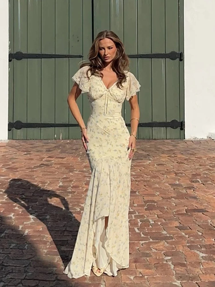 Women's White Floral V Neck Maxi Dress with Puff Sleeves and Fishtail Hem