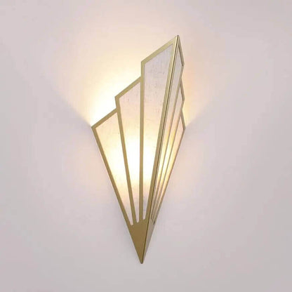 BowLift - Elegant Fan-Shaped Art Deco Wall Light