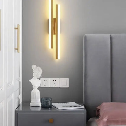 BowLift Modern LED Wall Lamp – Black & Gold Acrylic Accent Light for Elegant Room Décor