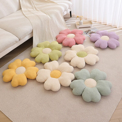 BowLift | Fluffy Clover Flowers Pillow