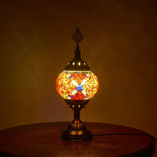 BowLift Traditional Tiffany-Style Romantic Oval Iron Enameled 1-Light Table Lamp for the Bedroom