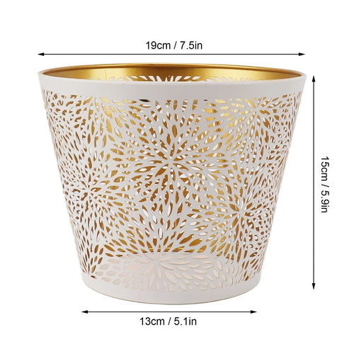 BowLift | Metal lampshade with gold pattern