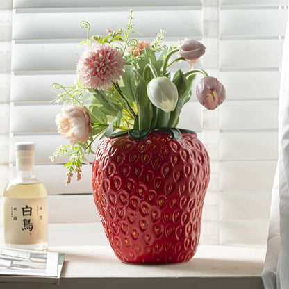 LZINA™ | Ugly Strawberry Vase