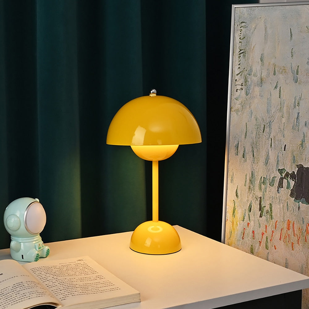 BowLift Cordless Flowerpot Table Lamp – Wireless, Cable-Free Design
