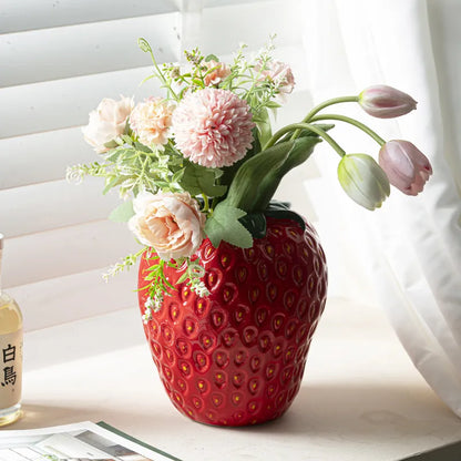 LZINA™ | Ugly Strawberry Vase