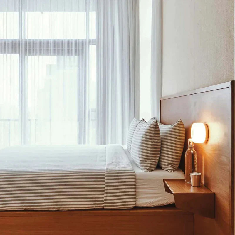 BowLift | Sophisticated Wall Lighting with Soft Glow and Modern Design