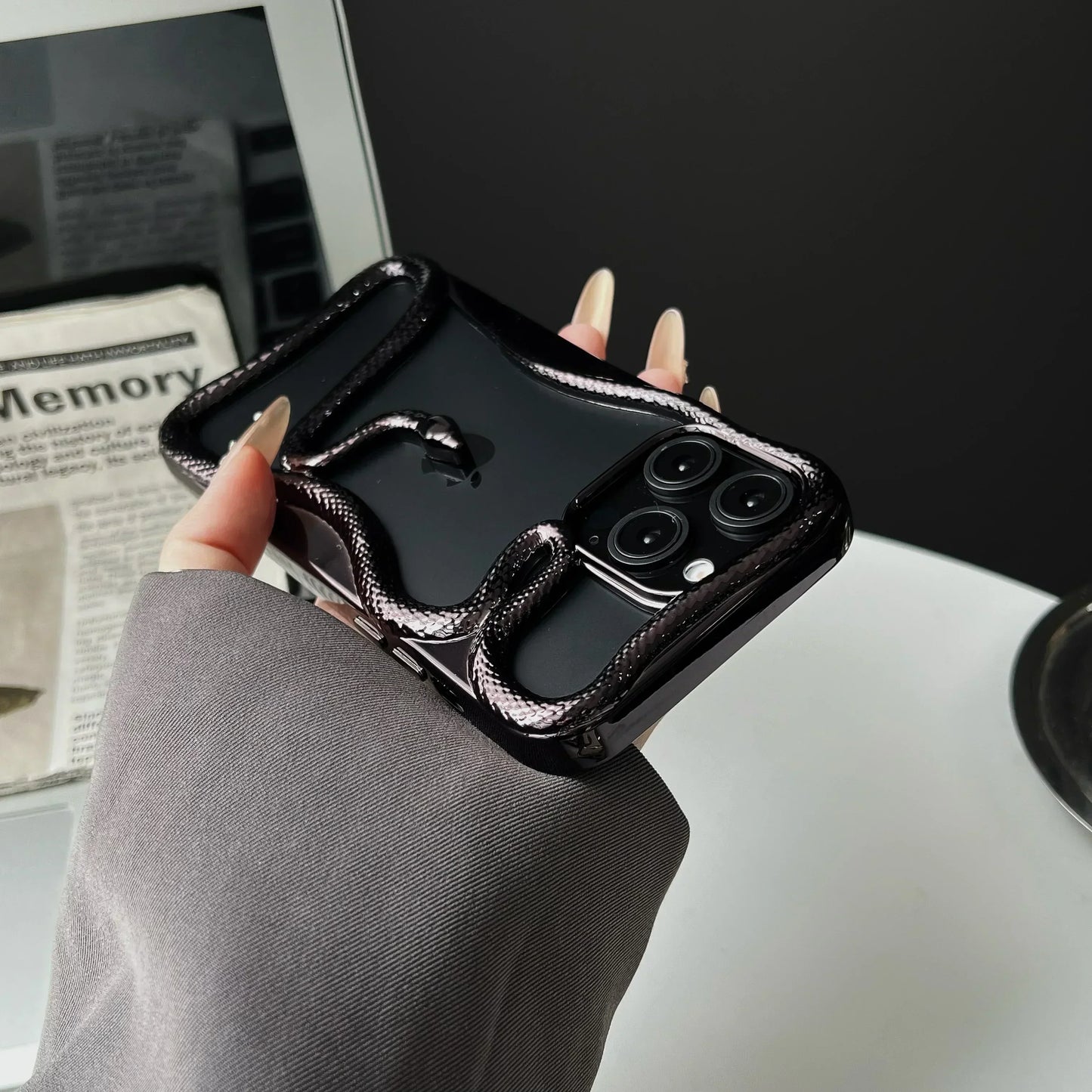 BowLift | Snake Wrap Retro Phone Case