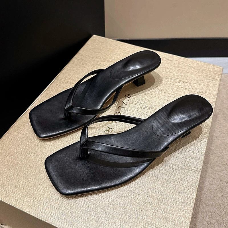 Women’s Low Heel Toe Post Slide Sandals with Square Heel and Narrow Strap