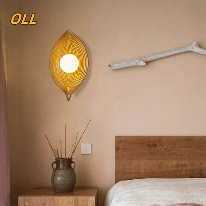 BowLift Wall Lamp - LED Leaf Gold, Elegant Design