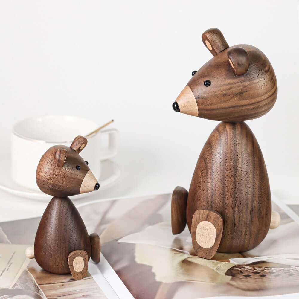LZINA™ | Danish Wood Brown Bear Family Ornaments