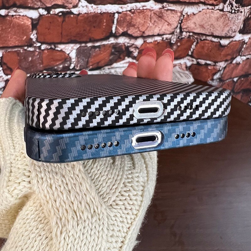 LZINA™ | Carbon Fiber Magsafe Magnetic iPhone Case