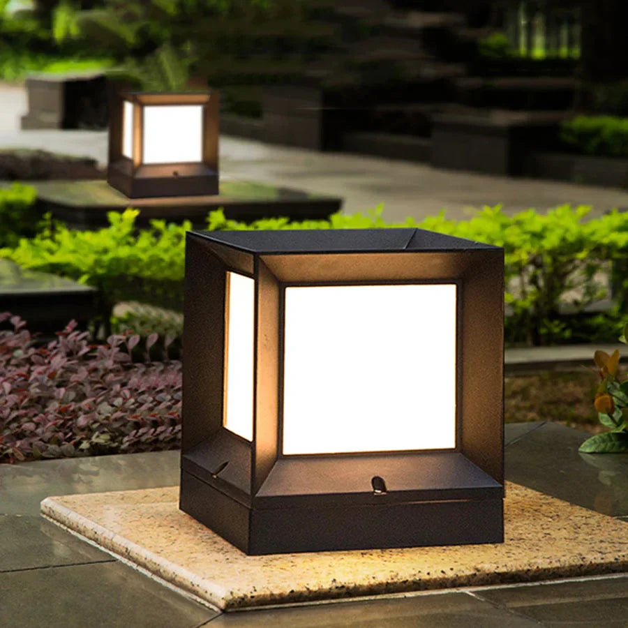 BowLift | Tor floor lamp for outdoors