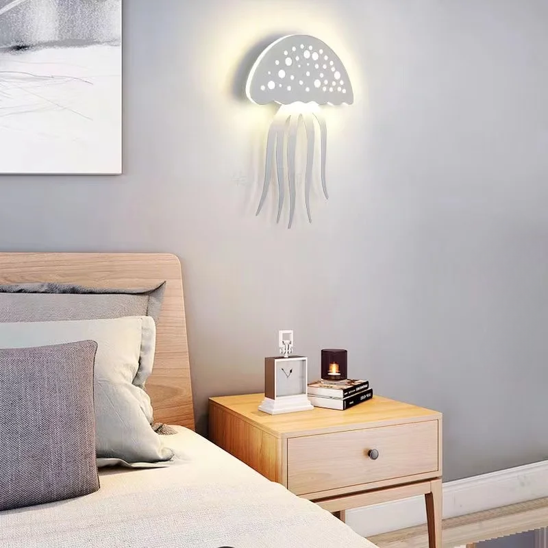 BowLift QualleGlow: Exclusive Jellyfish-Shaped LED Wall Lamp for Elegant Ambient Lighting