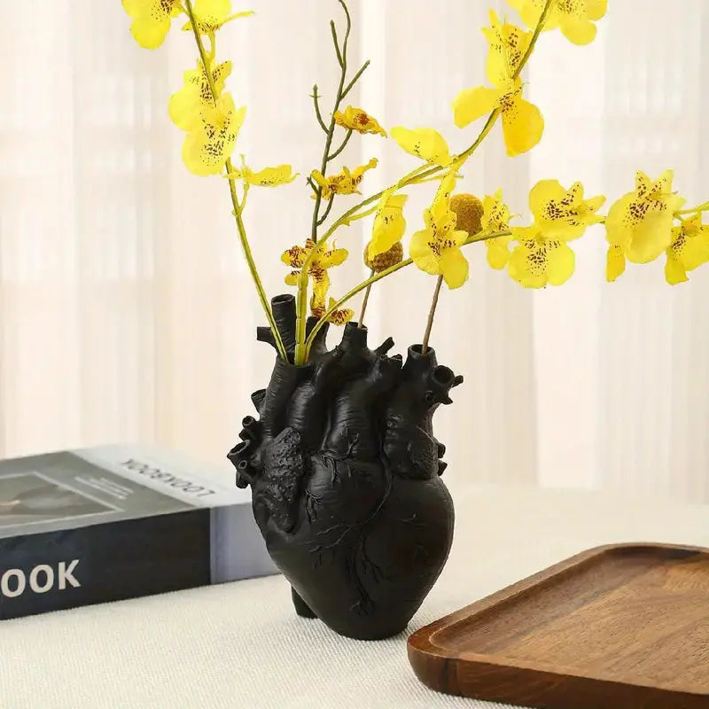 LZINA™ | Dorsø - Ceramic Heart Vase